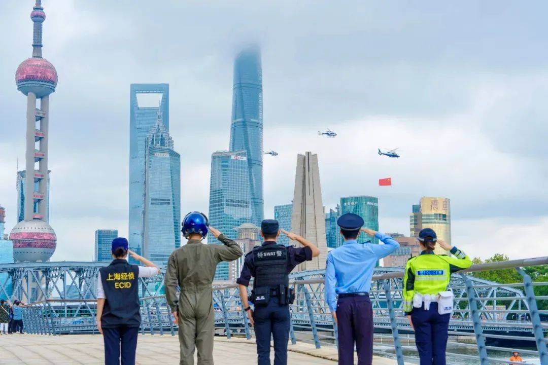 代扣6分罚5000！隔夜饭吃进ICU！不开火烧可乐鸡翅凯时尊龙人生沪再添中运量公交！覃海洋成绩被取消！女子(图4)