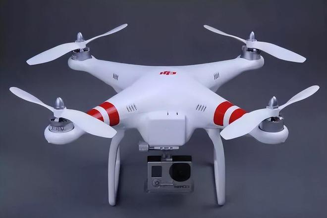 全球领着大疆硬刚美国身价直逼500亿！z6尊龙网站登录入口汪滔：八年持续登顶(图16)